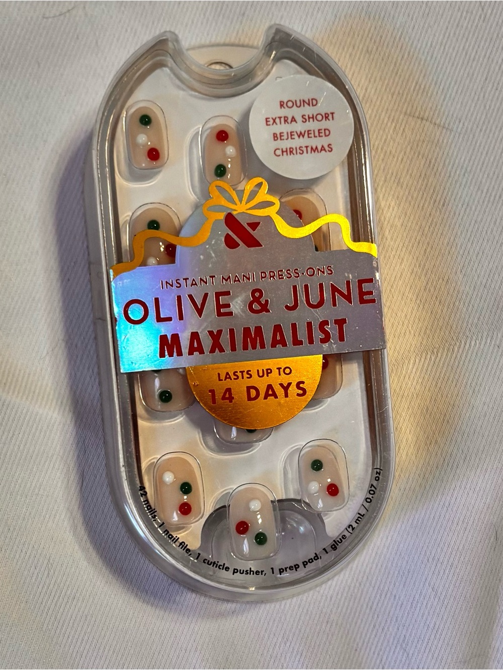 Olive & June Short, Round Bejeweled Artificial Christmas Nails
